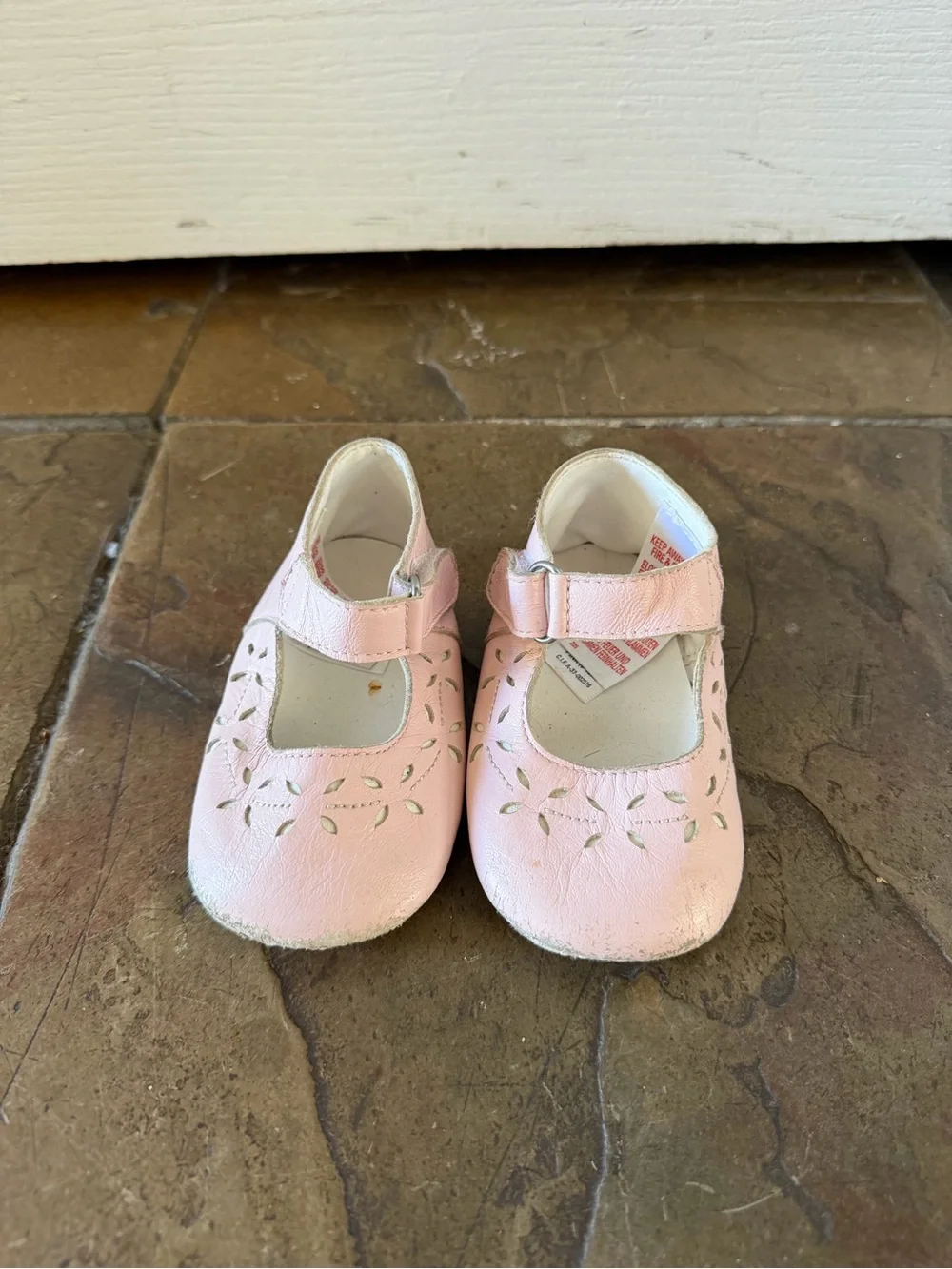 VTG Girls Pink Mary Jane Shoes Size 6-12mo
